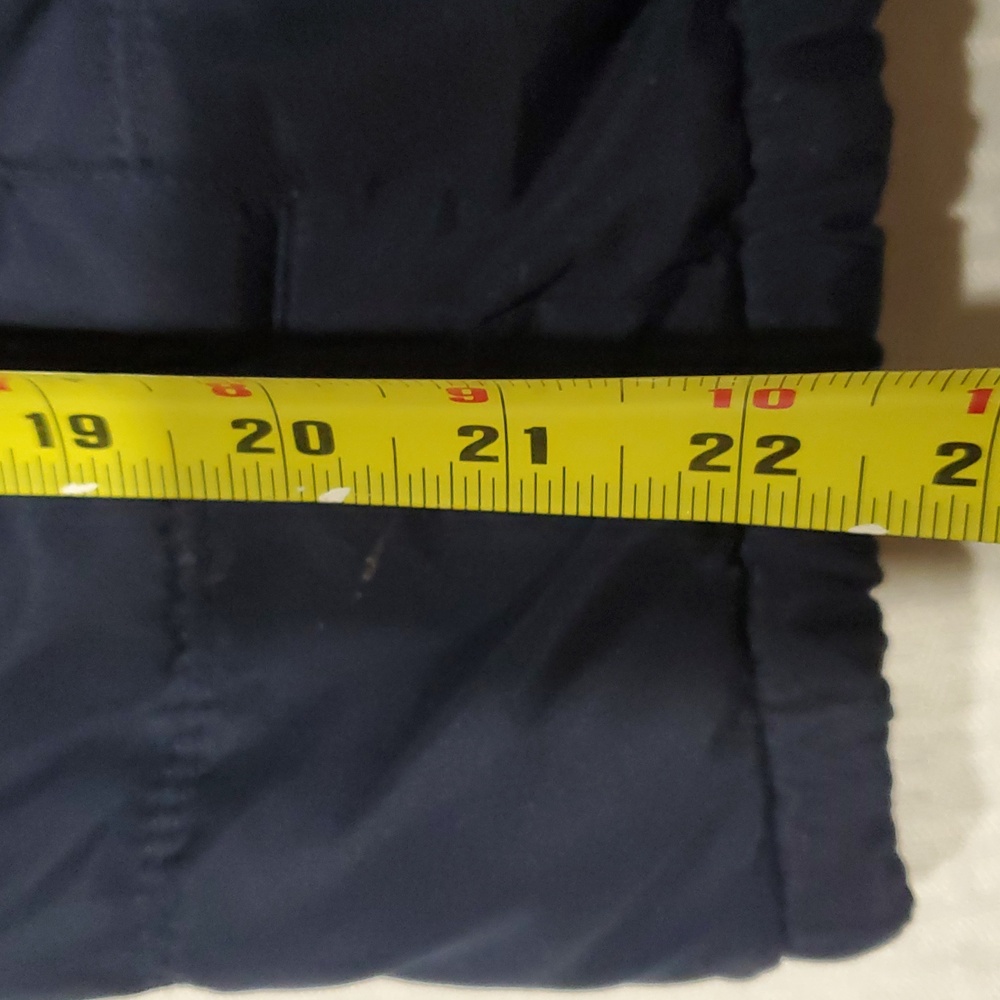 Old Navy Navy Blue Puffer Vest - Picture 4 of 10